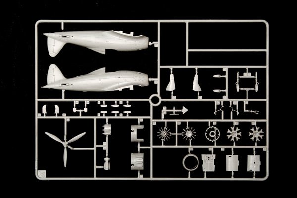 2676 - MC.200 Saetta XXI serie (1 : 48) - Imagem 5