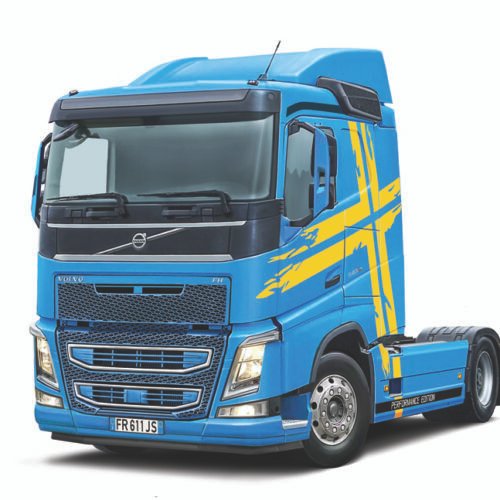 3967 Volvo FH Low Roof (1 : 24)