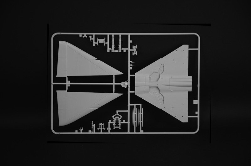 2816 - Mirage III E - Imagem 9