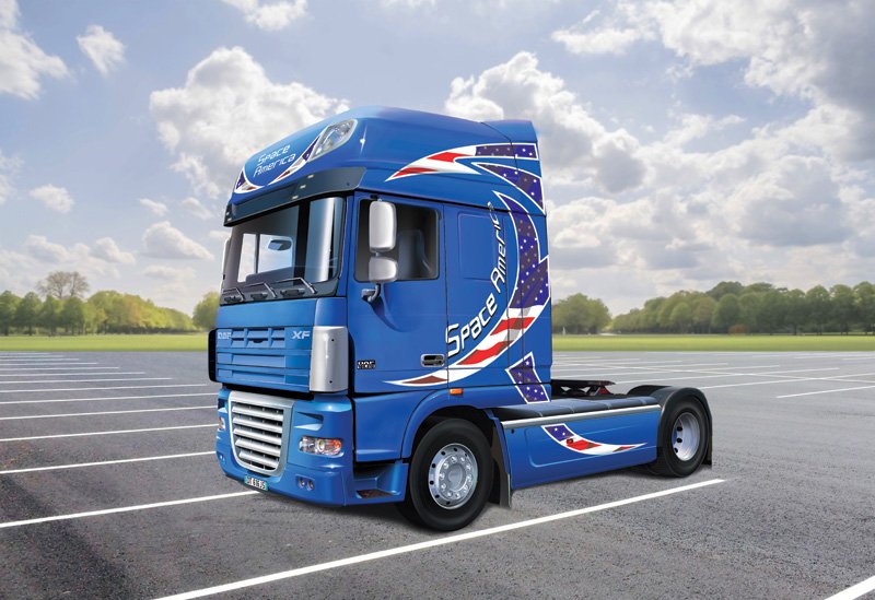3933 - DAF XF-105 "SPACE AMERICA"
