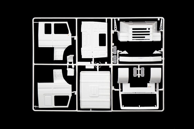3937 - Scania T143H 6x2 (1 : 24) - Imagem 13
