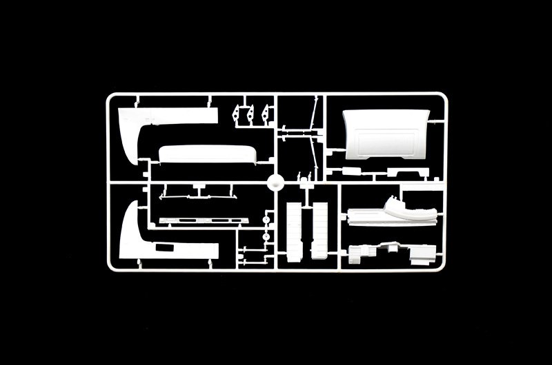 3937 - Scania T143H 6x2 (1 : 24) - Imagem 14