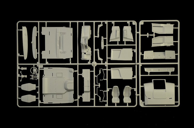3940 - VOLVO FH4 GLOBETROTTER XL - Imagem 7