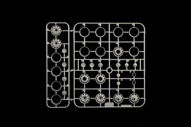 3940 - VOLVO FH4 GLOBETROTTER XL - Imagem 11