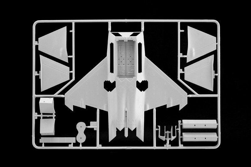 72011 - F-22 Raptor (Compl. Set)(1 : 72) - Imagem 5